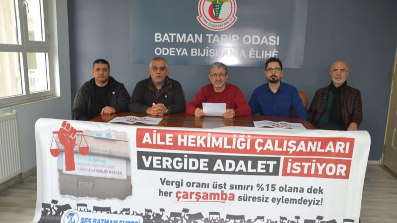 SAĞLIK EMEKÇİLERİNDEN “TÜKENİYORUZ” AÇIKLAMASI