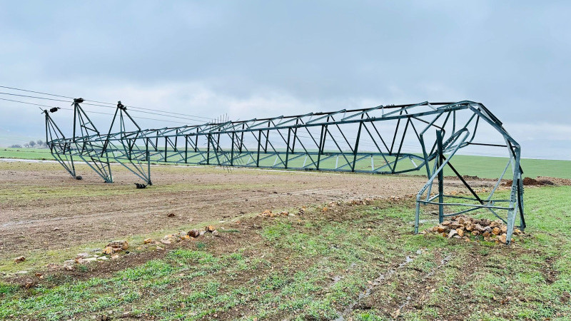 DERİK’TE ORTA GERİLİM HATTINDA HIRSIZLIK