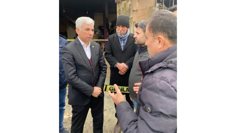 Başkan Kaplan’dan yangında zarar gören esnafa geçmiş olsun ziyareti