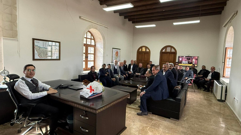 KAYMAKAM ÖZTAŞ, GERCÜŞ’TE MUHTARLARLA İSTİŞARE TOPLANTISI YAPTI