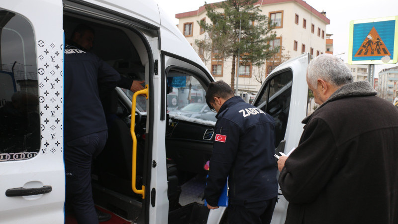 OKUL SERVİSLERİNE SIKI DENETİM