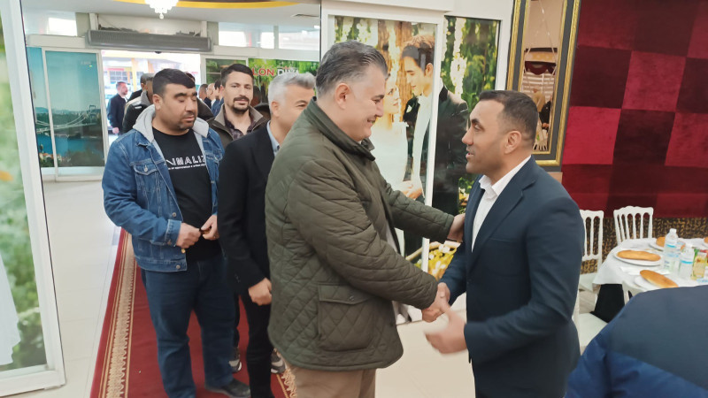 Şah-Mar Marketler Grubu’nun İftar Programına yoğun katılım