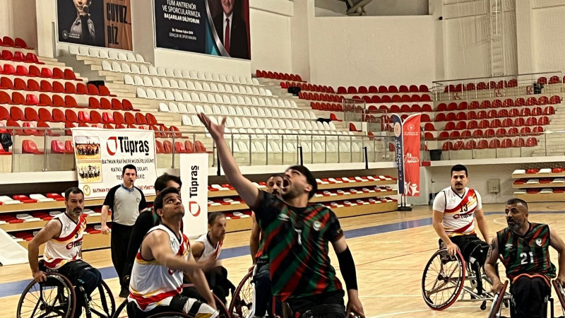 AMED, BATMAN’DA FARKLI KAZANDI: 72-55