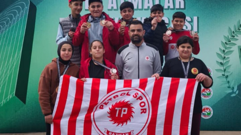 BATMANLI GENÇ ATLETLER TÜRKİYE'Yİ SALLADI