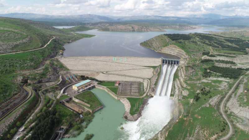 BARAJDA TEHLİKELİ YÜKSELİŞ