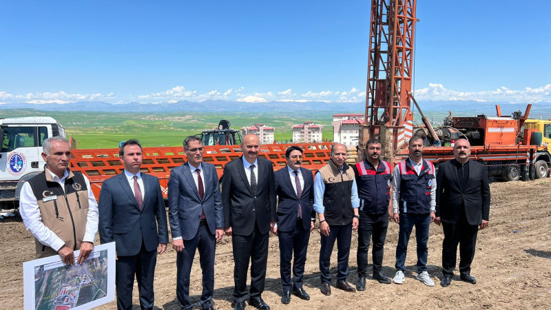 BEŞİRİ'DE SU SEVİNCİ