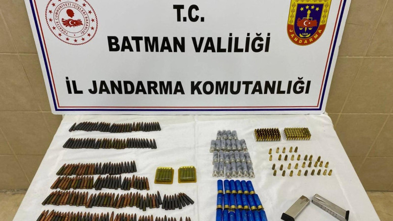 JANDARMADAN KAÇAKÇILARA OPERASYON