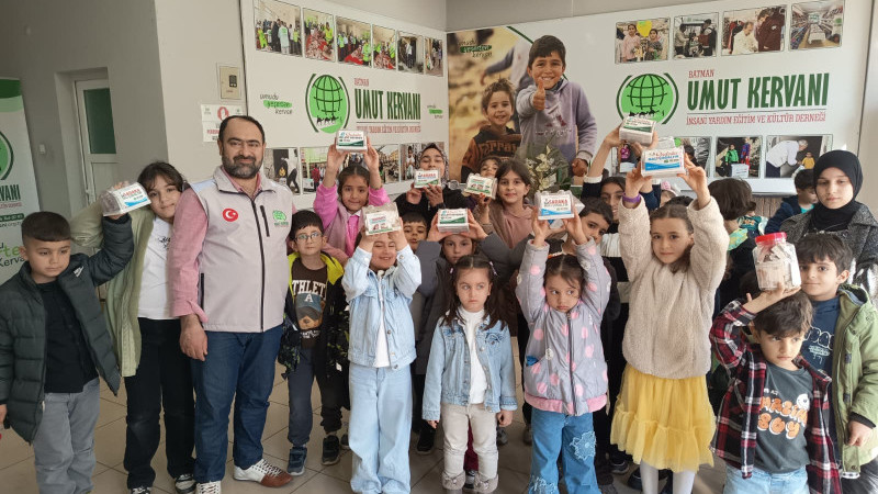 MİNİK YÜREKLERDEN GAZZE’YE UMUT