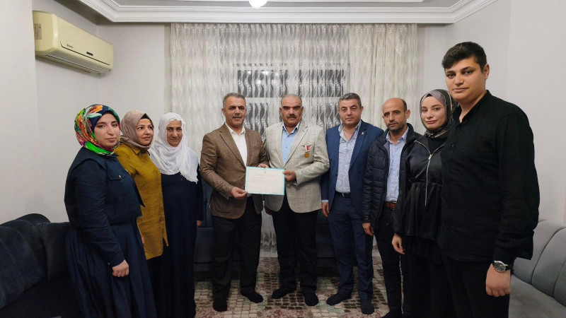 İl Başkanı Şansi’den Anneler Günü’nde Anlamlı Ziyaret