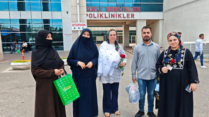 Başkan Coşkun’dan Anneler Günü’nde Anlamlı Ziyaret