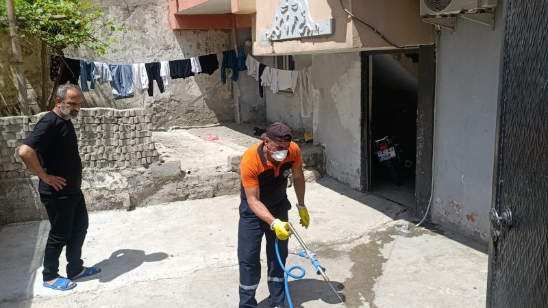MAHALLELER 2 GÜNDE BİR İLAÇLANIYOR