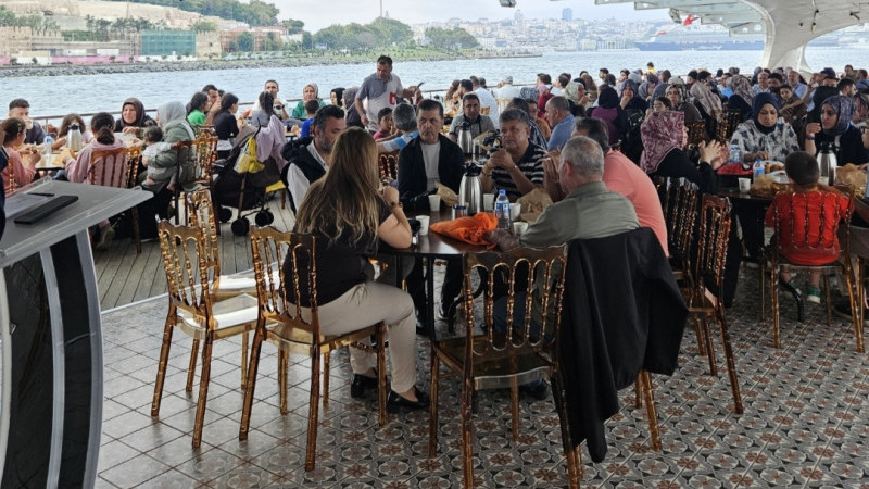 İstanbul’daki Batmanlılar Boğaz Turunda Buluştu