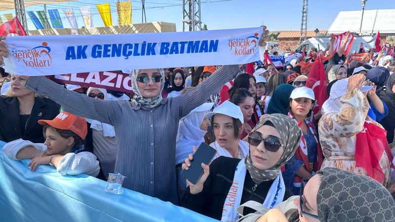 BATMAN'DAN MALAZGİRT'E 3 BİN 222 KİŞİLİK KATILIM
