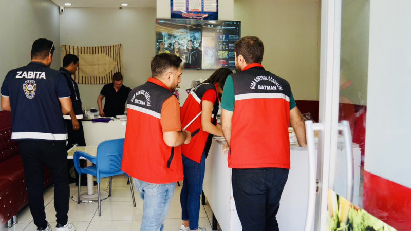 HALK SAĞLIĞI İÇİN SIKI DENETİM