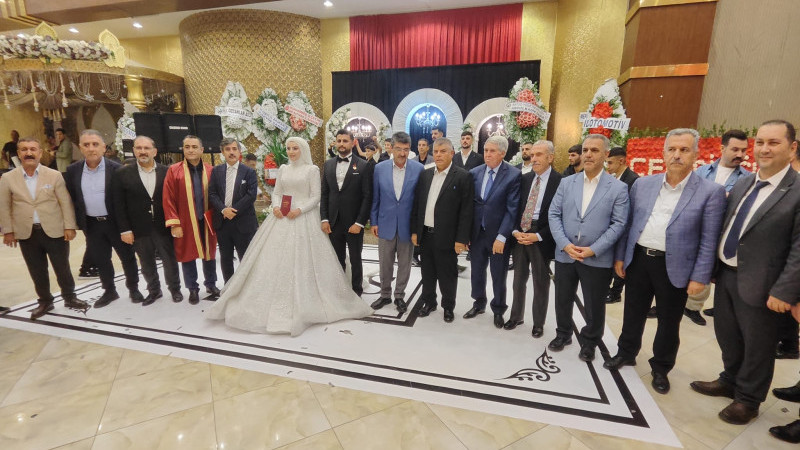 DİREKÇİ VE ASLAN AİLELERİNİN GÖRKEMLİ DÜĞÜNÜ