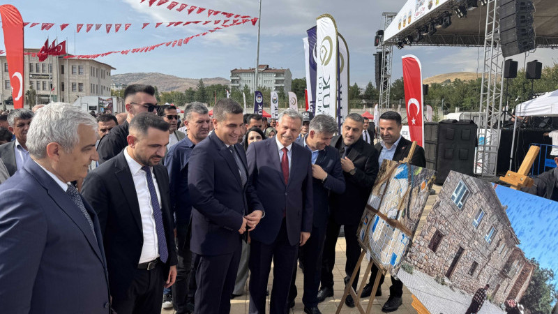 FOTOĞRAF SANATÇISI ORHAN KARTAL, KOZLUK’UN GÜZELLİKLERİNİ GÖRÜNÜR KILDI