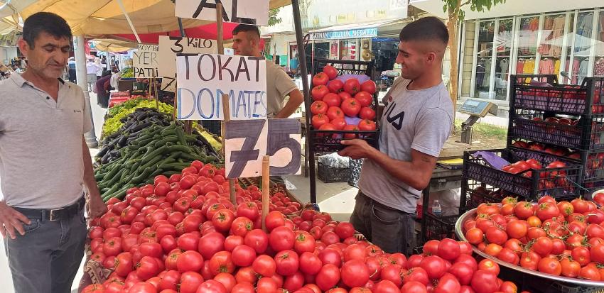 VATANDAŞ PAZARA YÖNELDİ